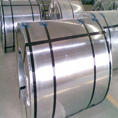 Κανονική επιφάνεια Spangle Z121-Z180 Επιχρισμός 0,12-3mm πάχος Ζυγισμένο σίδηρο κυλίνδρου για την εξαγωγή φύλλων οροφής