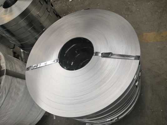 Q235B Grade Prime Z80 1.0*65mnm 0,68MM 0,70MM Ζυγισμένες ταινίες χάλυβα για αντοχή στη διάβρωση