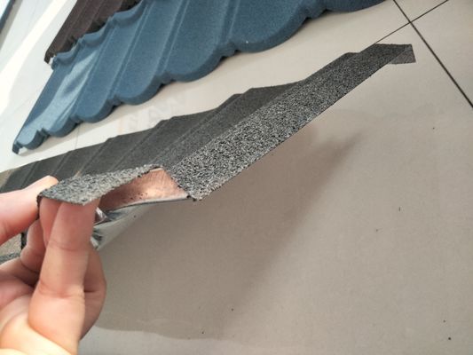 Πινακίδιο οροφής από χάλυβα με επικάλυψη από πέτρα Ρωμαϊκό πλακάκι με επικάλυψη από ψευδάργυρο 20g-275g/m2 και πιστοποίηση PVOC