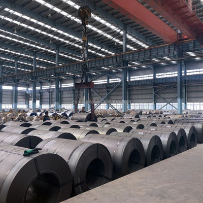 Ατσάλι BS Standard Hot Rolled Carbon Steel Coil ASTM A36 Q235 S235jr Q345B με μαύρη επιφάνεια
