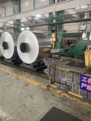 3004 1,2 mm 1,5 mm 1,8 mm Αλουμινίου Plain Coil Αλουμινίου Flashing Coil με κανονικό Spangle και ± 1% ανοχή