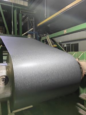 Υπηρεσία αποσύνδεσης 0,5 mm πάχος ρυτίδα χρωματιστή επικάλυψη Προχρωματισμένη PPGI ατσάλινη τροχιά για κυματοειδές φύλλο σε όλα τα χρώματα RAL