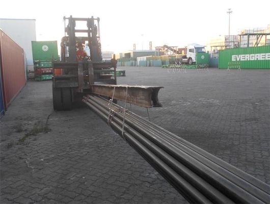 Πύλη λέβητα ASTM A106C Στρογγυλό σωλήνα από χάλυβα άνθρακα με μαύρη επίστρωση Sch40-160 για τη μεταφορά πετρελαίου και νερού