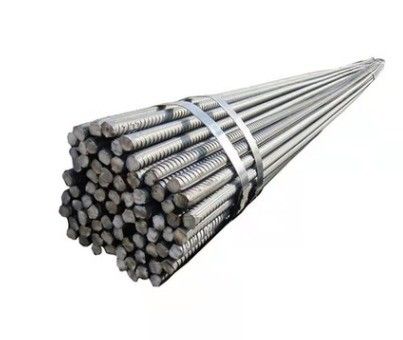 Μέγεθος 12m 6mm 8mm 10mm 12mm 16mm 20mm Ζεστό τυλιγμένο παραμορφωμένο ράβδος χάλυβα